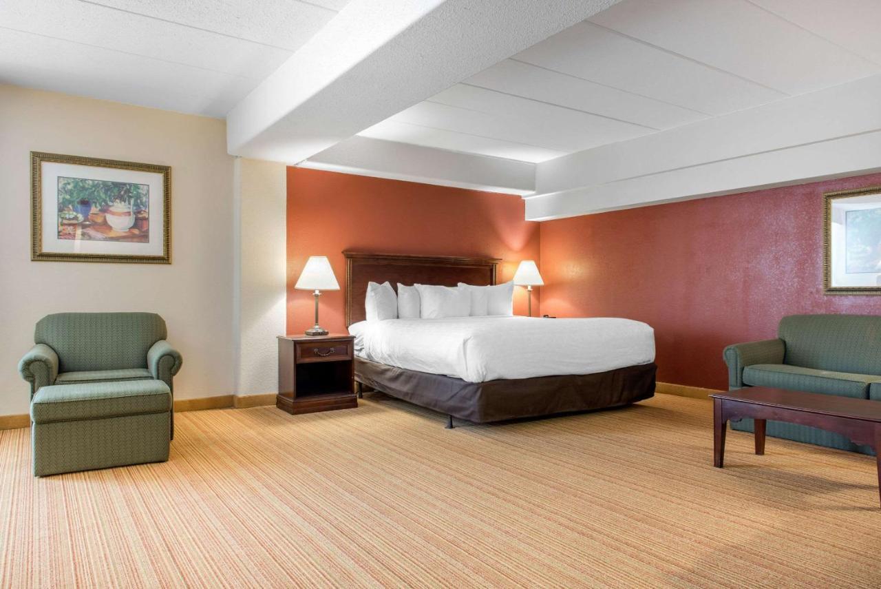 Clarion Hotel إنديانابوليس المظهر الخارجي الصورة