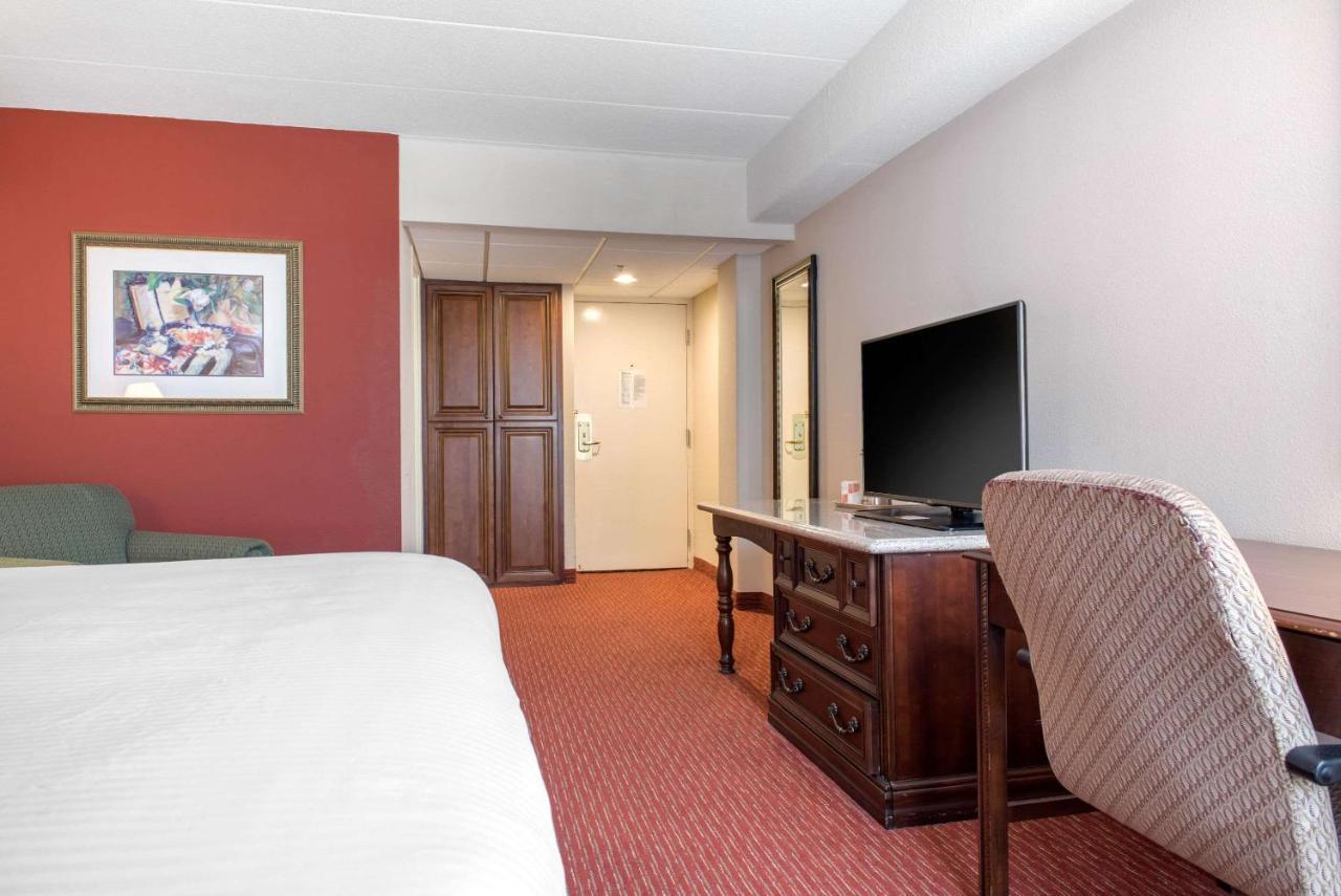 Clarion Hotel إنديانابوليس المظهر الخارجي الصورة
