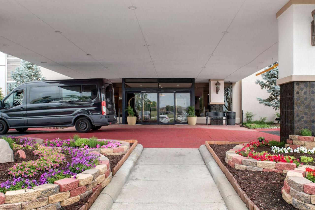 Clarion Hotel إنديانابوليس المظهر الخارجي الصورة