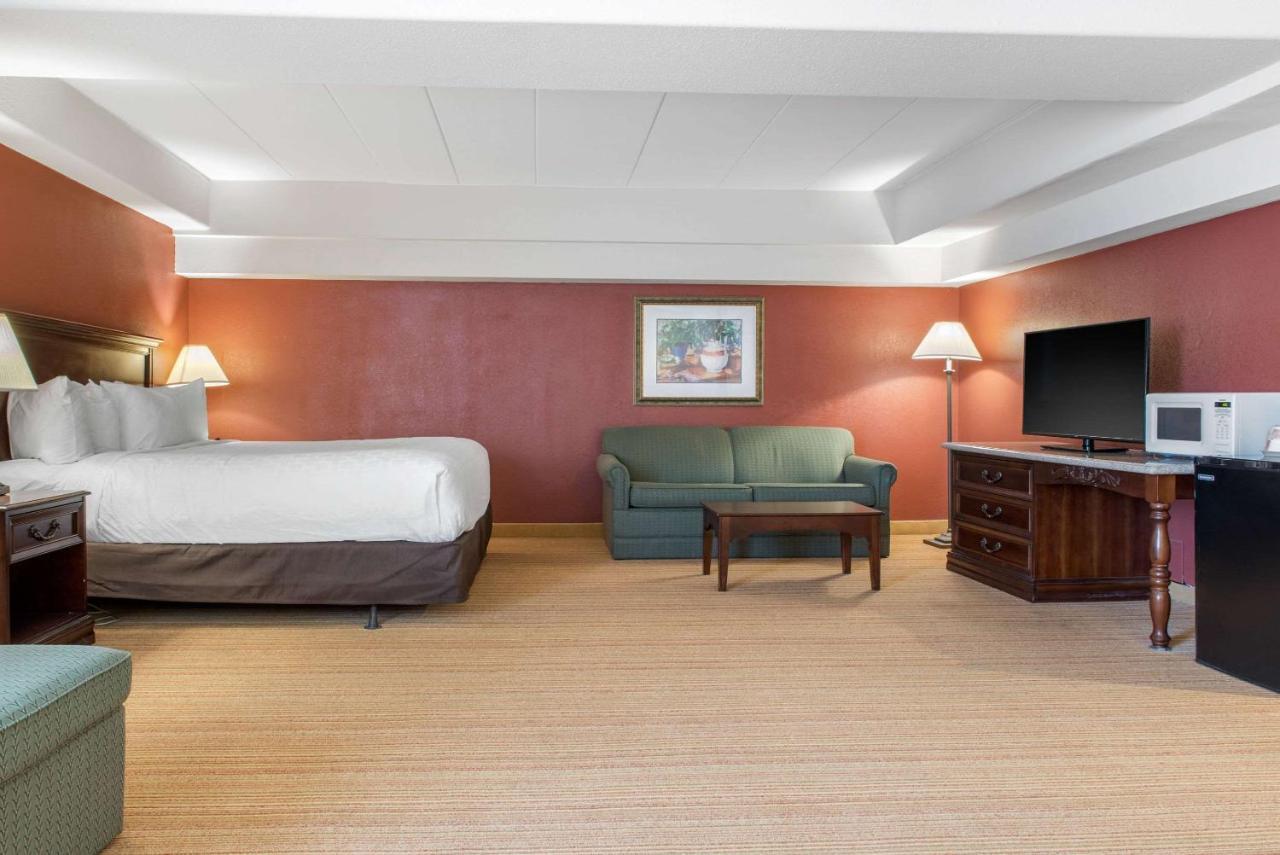 Clarion Hotel إنديانابوليس المظهر الخارجي الصورة
